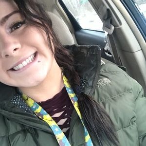 Meet your Posher, Dianna